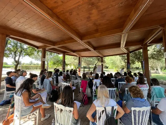 Veduta laterale della sala